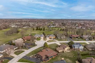 8405 Carriage Green Dr, Darien, IL 60561 - Photo 39