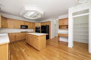2529 Danhaven Ct, Aurora, IL 60502 - Photo 13