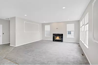 151 Charleston Lane W, Gilberts, IL 60136 - Photo 13