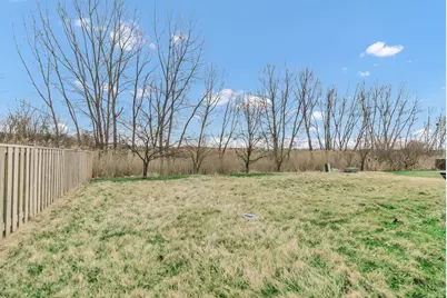 151 Charleston Lane W, Gilberts, IL 60136 - Photo 5