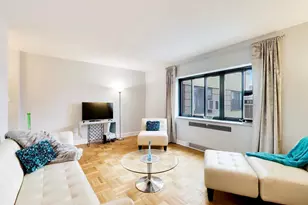 5040 N Marine Dr, Chicago, IL 60640 - Photo 13