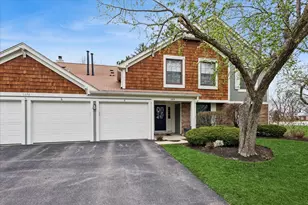 1675 Grosvenor Cir, Wheaton, IL 60189 - Photo 1