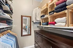 1675 Grosvenor Cir, Wheaton, IL 60189 - Photo 11