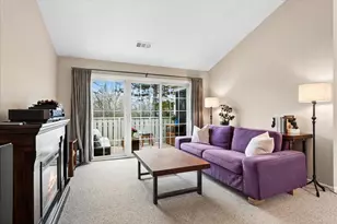 1675 Grosvenor Cir, Wheaton, IL 60189 - Photo 3