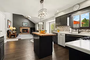 237 Homewood Dr, Bolingbrook, IL 60440 - Photo 11