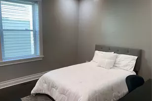 3839 N Hamlin Ave, Chicago, IL 60618 - Photo 11