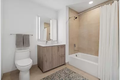 211 N Harbor Drive #2102, Chicago, IL 60601 - Photo 17