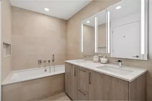 211 N Harbor Dr, Chicago, IL 60601 - Photo 15