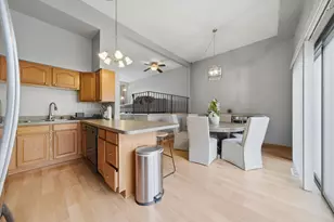 8820 Plainfield Rd, Brookfield, IL 60513 - Photo 13