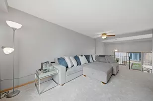 8820 Plainfield Rd, Brookfield, IL 60513 - Photo 11