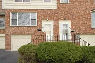 8820 Plainfield Rd, Brookfield, IL 60513 - Photo 5