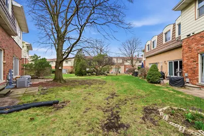 8820 Plainfield Road, Brookfield, IL 60513 - Photo 35