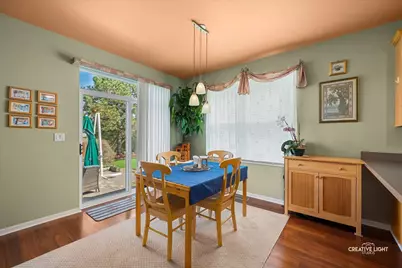 577 Cardinal Avenue, Oswego, IL 60543 - Photo 9