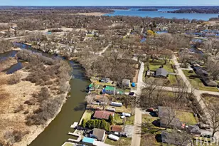 1319 Nippersink Dr, Spring Grove, IL 60081 - Photo 25