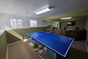 906 Cynthia Ln, Lake in the Hills, IL 60156 - Photo 29