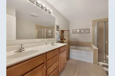 27W711 N Meadowview Drive, Winfield, IL 60190 - Photo 11