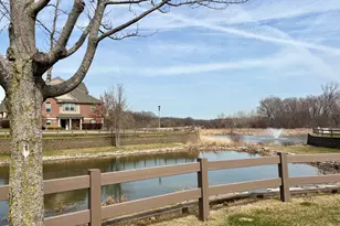 27W711 N Meadowview Dr, Winfield, IL 60190 - Photo 17