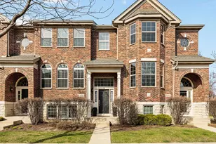 27W711 N Meadowview Dr, Winfield, IL 60190 - Photo 1