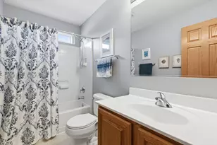 411 Oak Grove Cir, Wauconda, IL 60084 - Photo 19