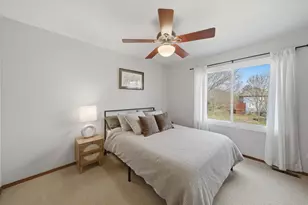 18716 W Jasmine Ct, Grayslake, IL 60030 - Photo 21