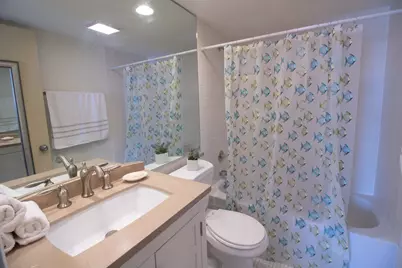 1706 Northfield Square #D, Northfield, IL 60093 - Photo 5