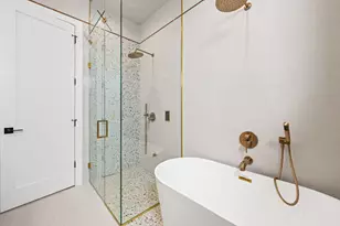 2341 W Belden Ave, Chicago, IL 60647 - Photo 25