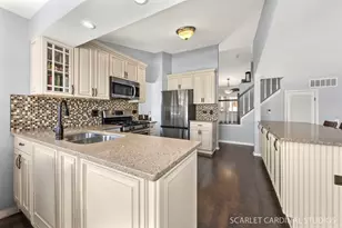1222 Goldenrod Ln, Hoffman Estates, IL 60192 - Photo 9