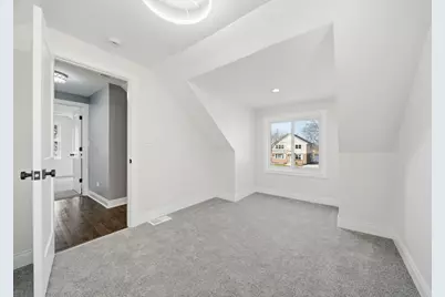 7851 Suburban Lane, Bridgeview, IL 60455 - Photo 31