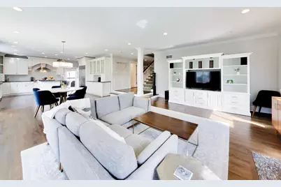 1414 Canterbury Lane, Glenview, IL 60025 - Photo 11