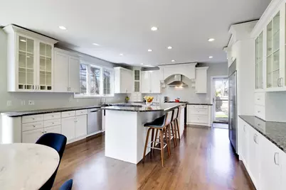 1414 Canterbury Lane, Glenview, IL 60025 - Photo 7