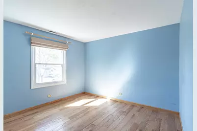 1577 Pinetree Drive, Gurnee, IL 60031 - Photo 21