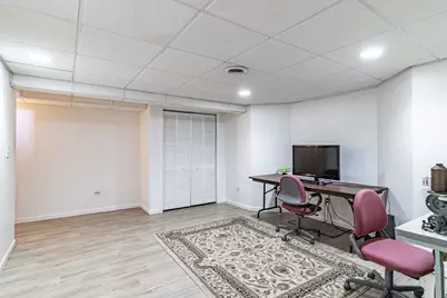 1577 Pinetree Drive, Gurnee, IL 60031 - Photo 27