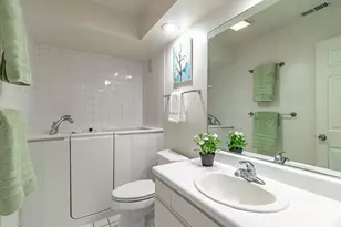 1577 Pinetree Dr, Gurnee, IL 60031 - Photo 23