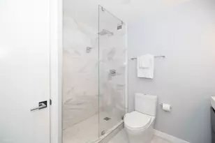 1030 N State St, Chicago, IL 60610 - Photo 15