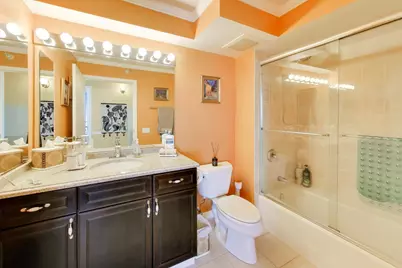 1720 Maple Avenue #2420, Evanston, IL 60201 - Photo 27