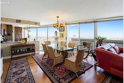 1720 Maple Avenue #2420, Evanston, IL 60201 - Photo 3