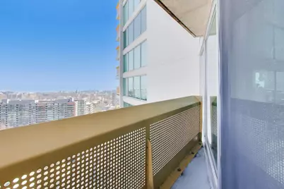 1720 Maple Avenue #2420, Evanston, IL 60201 - Photo 29