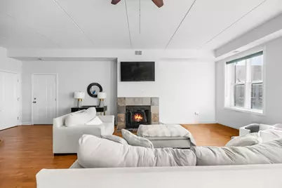 2622 W Diversey Avenue #201, Chicago, IL 60647 - Photo 3