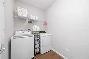 3203 Sweetgrass Cir, Aurora, IL 60503 - Photo 15