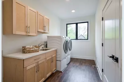 611 S Loomis Street, Naperville, IL 60540 - Photo 49