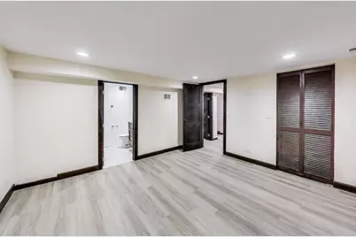 6544 N Albany Avenue, Chicago, IL 60645 - Photo 19