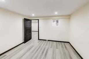 6544 N Albany Ave, Chicago, IL 60645 - Photo 25