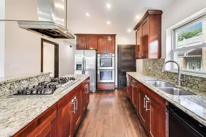 6544 N Albany Avenue, Chicago, IL 60645 - Photo 5