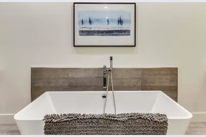 1150 W Hubbard Street #1E, Chicago, IL 60642 - Photo 23