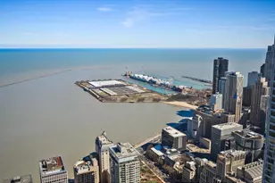 175 E Delaware Pl, Chicago, IL 60611 - Photo 17