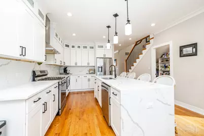 5739 W Grover Street, Chicago, IL 60630 - Photo 7