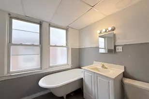 8015 S Harper Ave, Chicago, IL 60619 - Photo 15