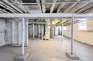 8015 S Harper Ave, Chicago, IL 60619 - Photo 17