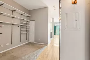 340 W Superior St, Chicago, IL 60654 - Photo 21