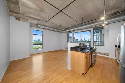 1550 S Blue Island Avenue #404, Chicago, IL 60608 - Photo 5